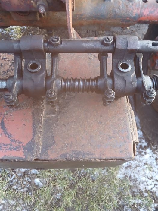 Продам клапанний механізм Д65