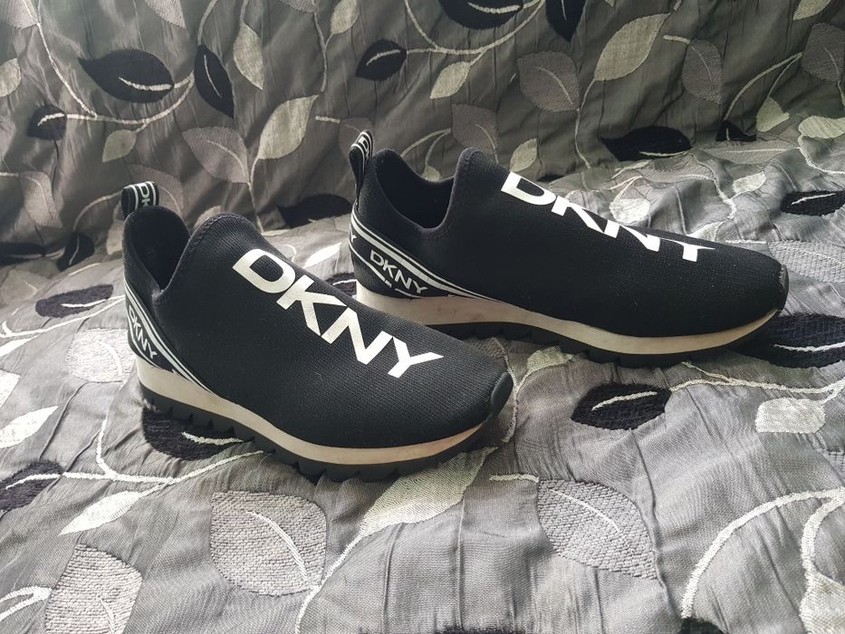 Wysyłka olx.Buty DKNY 39.5 damskie