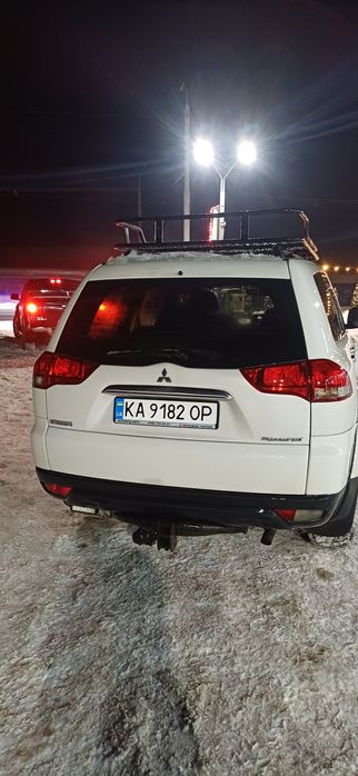 Mitsubishi pajero sport 2