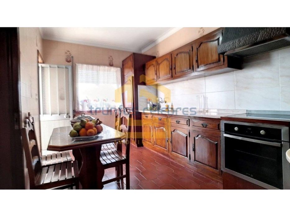 Andar Moradia T3+1 Duplex para Arrendamento | Caxinas I Vila do Conde