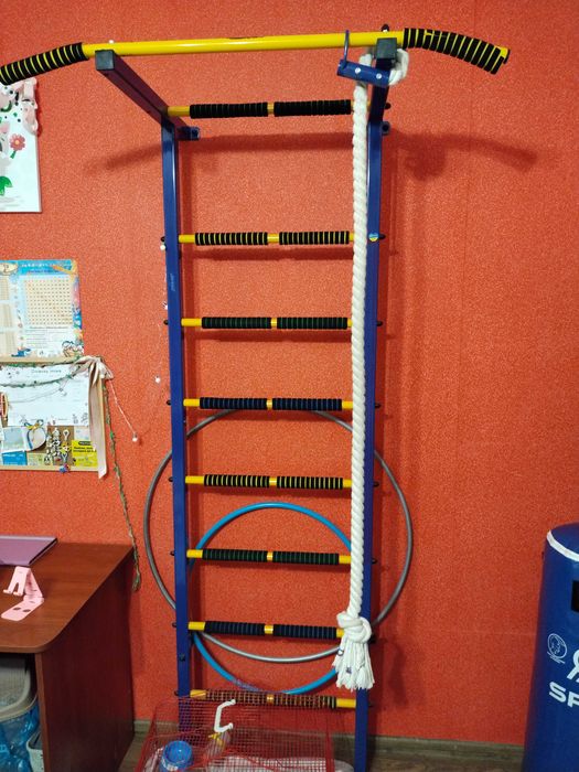 Швецька стінка б/у