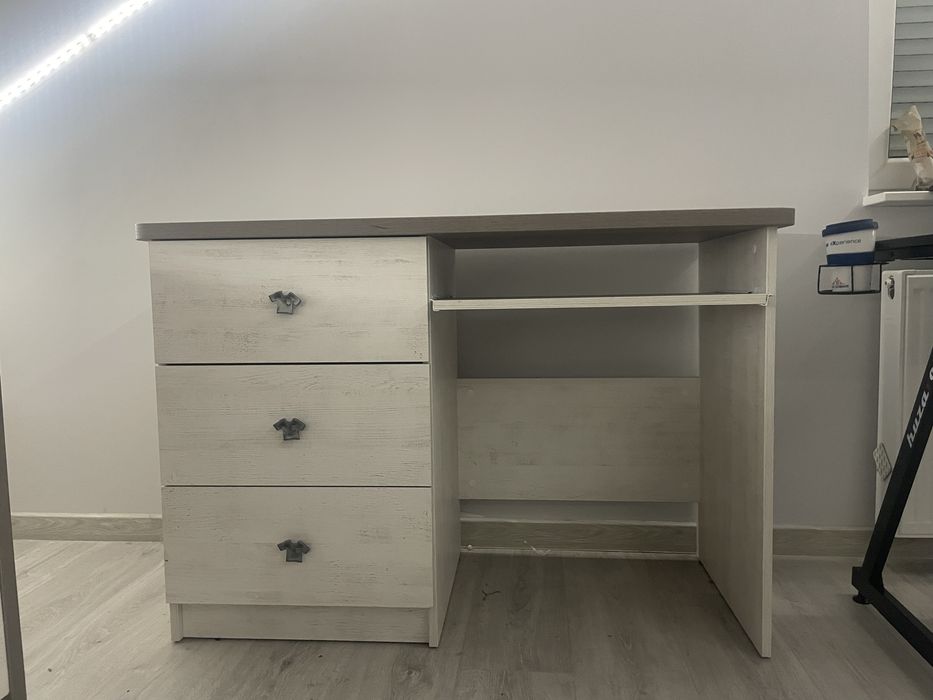 Biurko Odbiór Osobisty