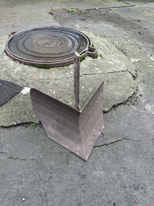 Рало , підгортач , окучник