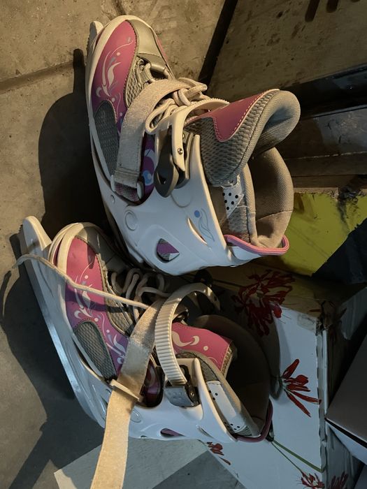 łyżwy dziecięce w dobrym stanie