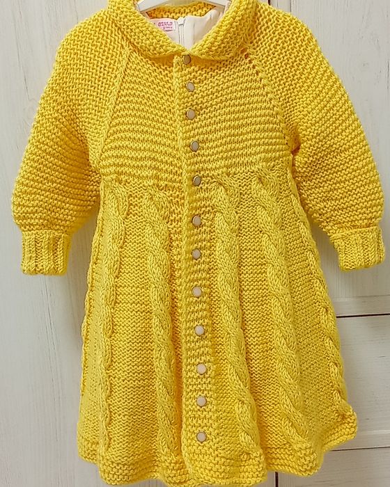 Ручная работа. Вязаное пальтишко на годик