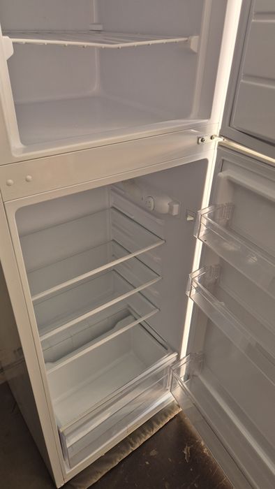 Frigorífico pequeno — Excelente estado | Apenas 2 meses de uso