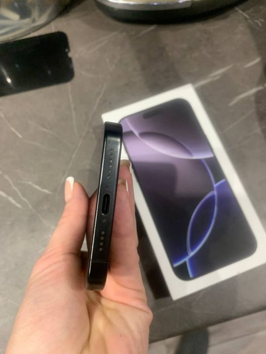 Iphone 16 pro max 256g
