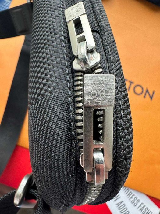 Нагрудная сумка Louis Vuitton