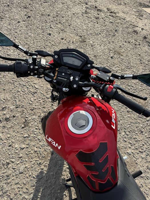 Продам LIFAN SR220