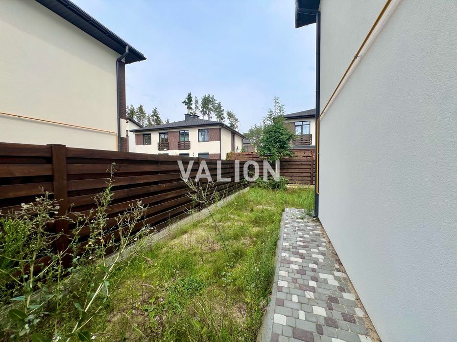 Продаж дуплексу в котеджному містечку біля парку