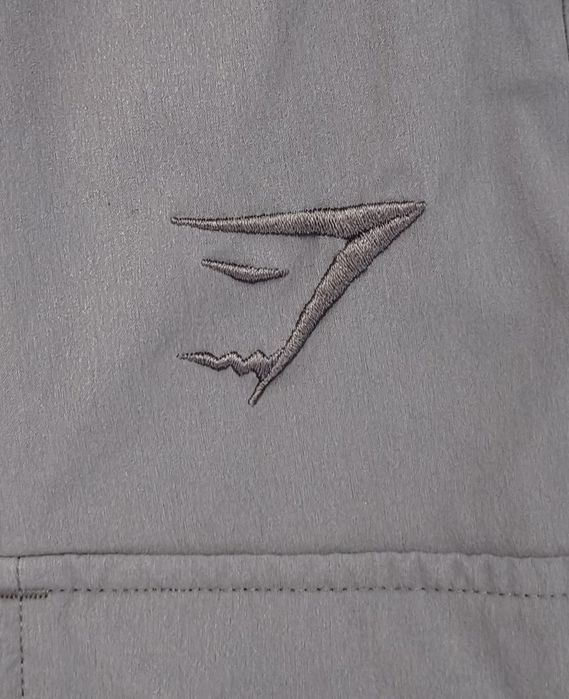 Gymshark męskie spodnie sportowe cargo w rozmiarze M