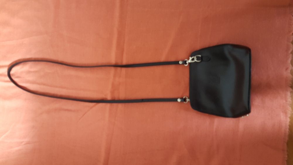 Sprzedam małą torebkę