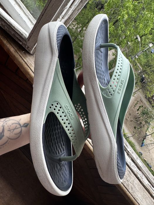 Crocs, вʼєтнамки, 39 розмір (М5 W7)