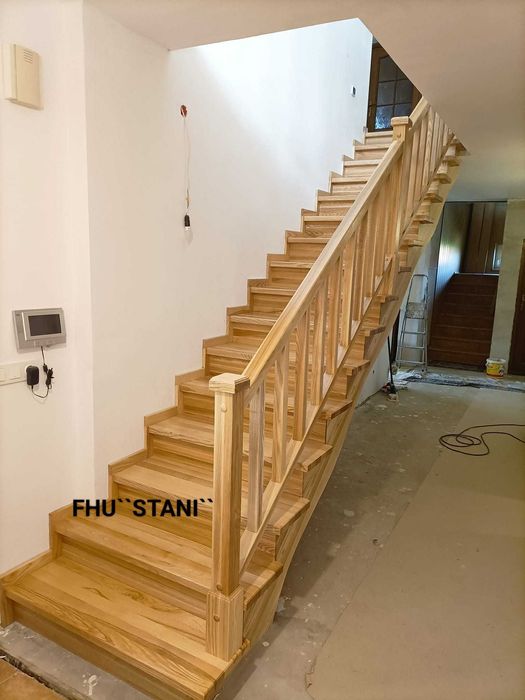 Schody Jesionowe jednobiegowe