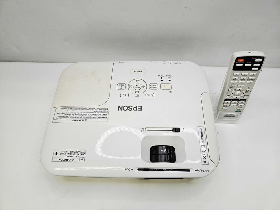 Projektor Epson EB-X12 – w 100% sprawny, z pilotem i kablem