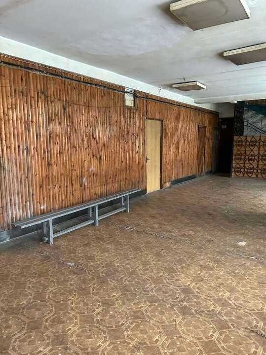 Частина будівлі літА3, в нежит. будівлі 33,6кв.м. м.Дніпро,Бажова, 11а