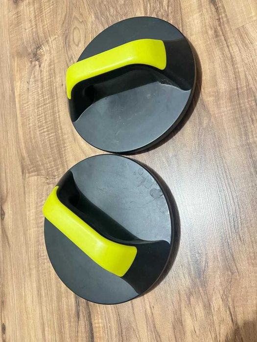 Uchwyty do pompek obrotowe