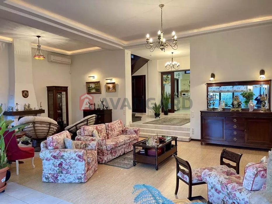 Продам дом 240 кв м в центре Днепра, ул. Сташкова, Гагарина