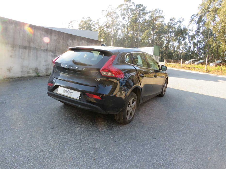 Volvo V40 1.6D4 de 2012 - Peças Usadas