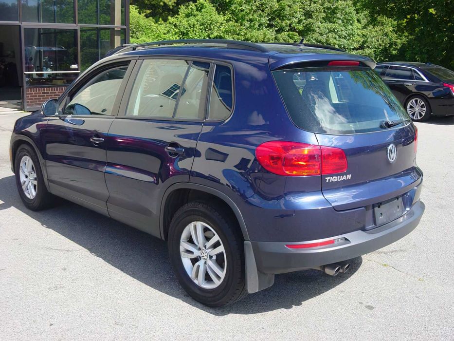 Volkswagen Tiguan S 4Motion      2016