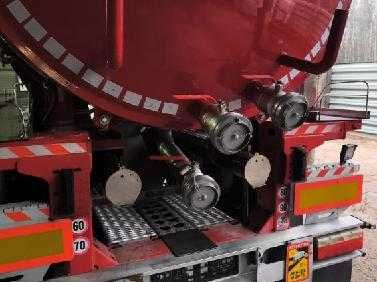 Zestaw Mercedes Benz Actros + nowa Cysterna asenizacyjna