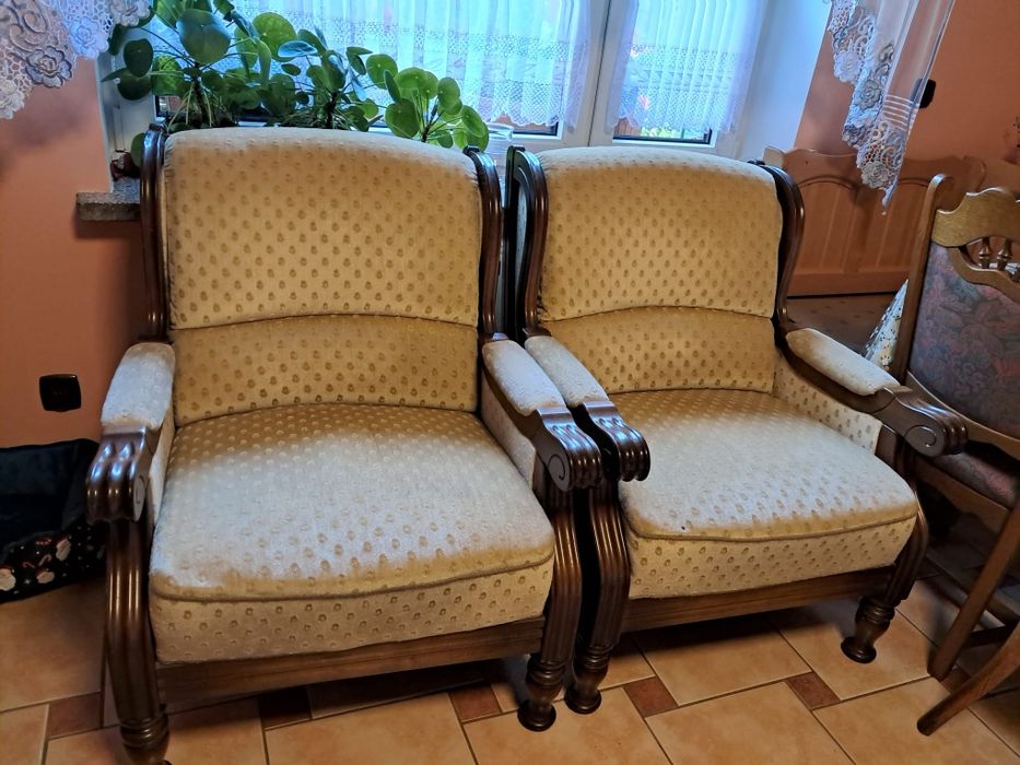 Sofa 3 osobowa i 2 fotele