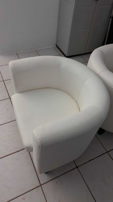 Conjunto de sofá branco com 4 peças