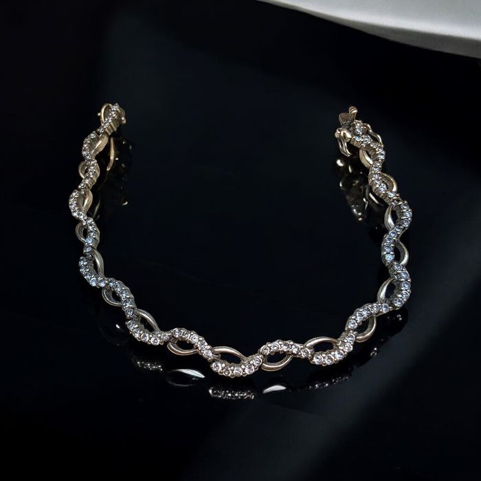 Apart. Srebrna bransoletka z cyrkoniami 925 próba.