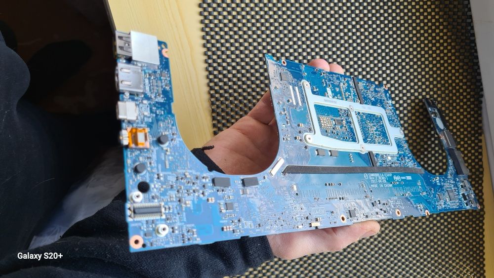 Плата dell precision 5520,i7 7820HQ(2,9-3,9), Quatro m1200 4gb