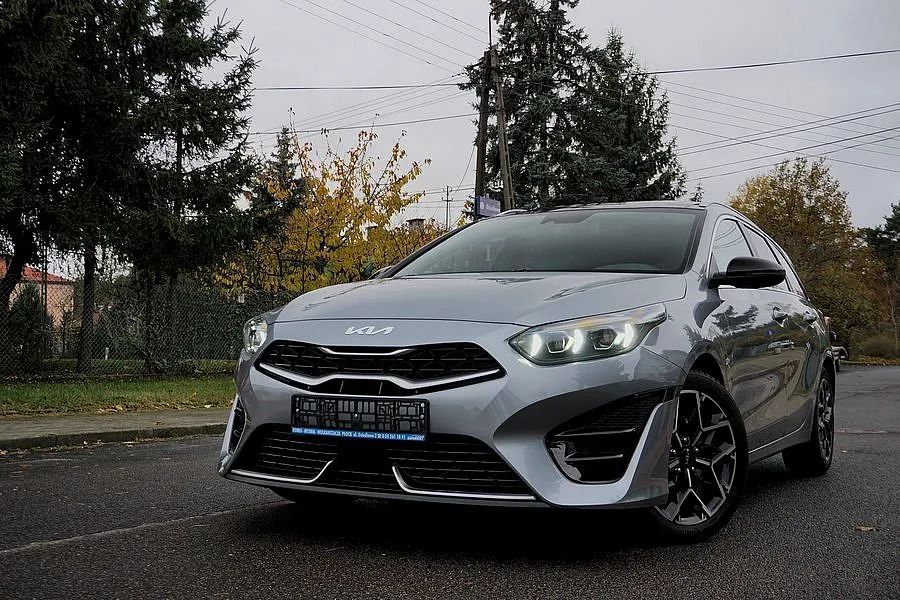 Kia Ceed GT160KM*FulLed*Virtual*Kamera*Szyberdach*EL_Klapa*Radar*LaneAsist*Blis