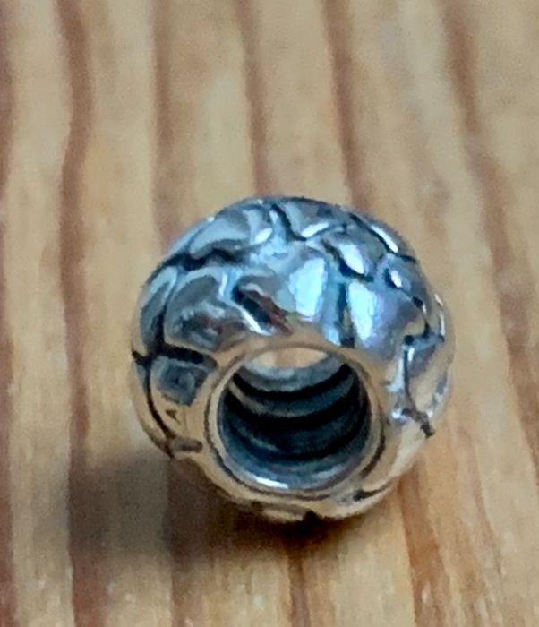 Pandora, nowy, oryginalny srebrny charms Serduszka