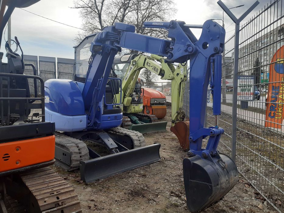 Міні екскаватор гусеничний KOMATSU PC 28UU-3