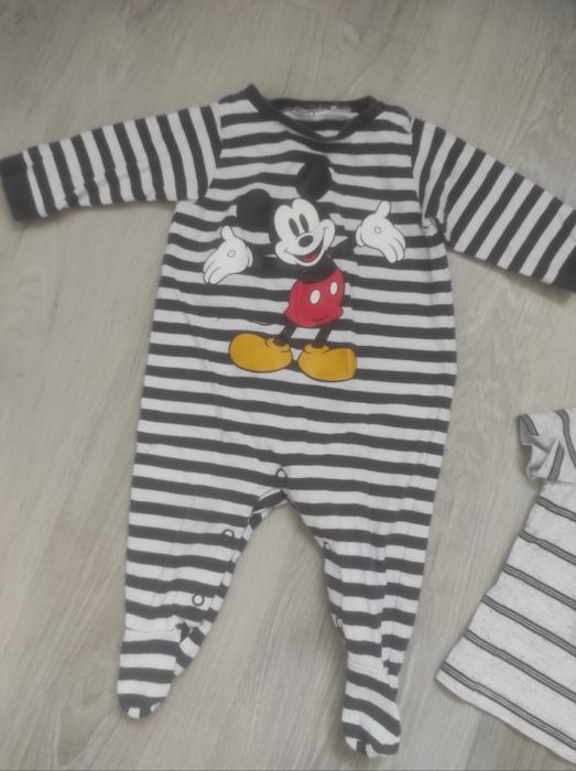 Zestaw ubranek myszka Miki Disney