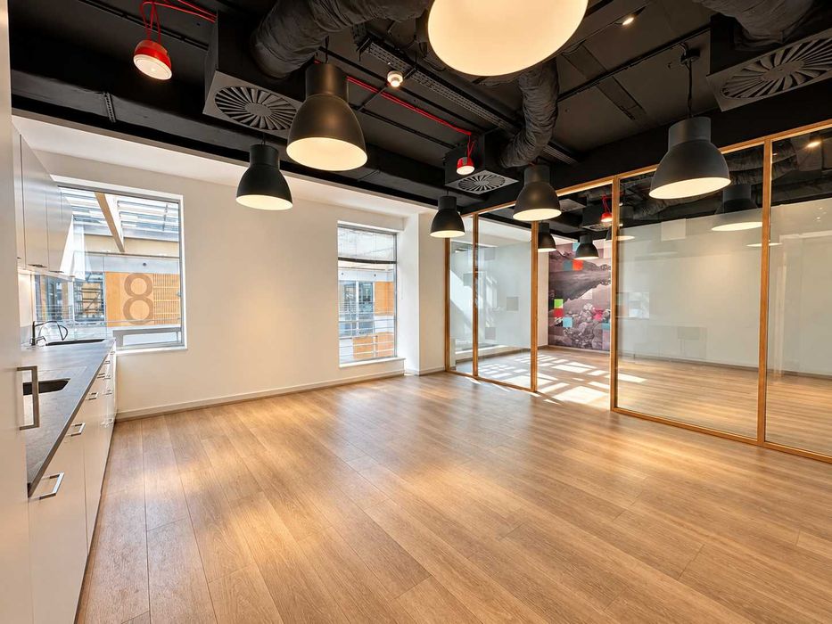 Jasne biuro z panoramicznym widokiem | Warszawa Mokotów | od 500 do 1500 m² | Postępu 15C | 8. piętro