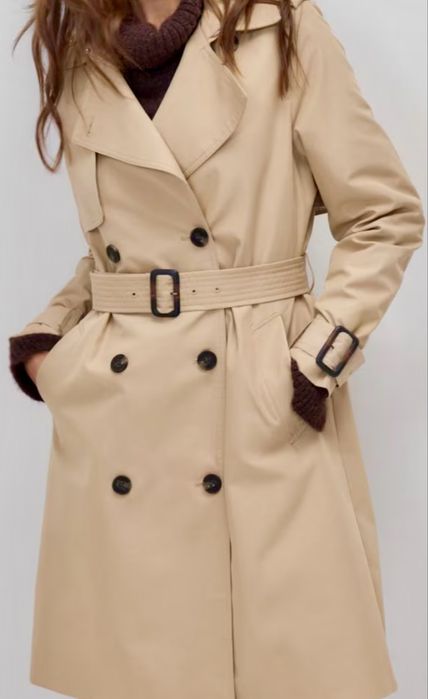 Тренч бежевого  кольору