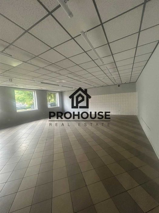 Do wynajęcia lokal   168m2  , parter Górzyskowo.