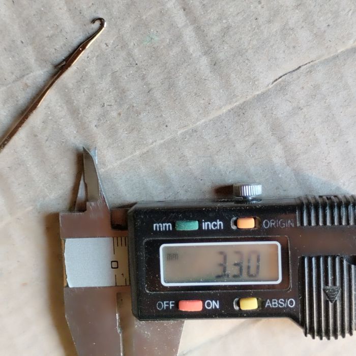 Голка для в'язальної машинки Silver Reed