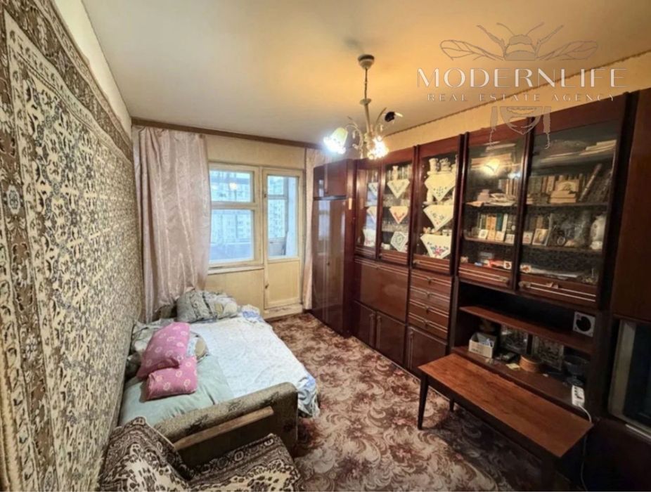 Продаж 1к квартири вул. Червоної калини 81 б
