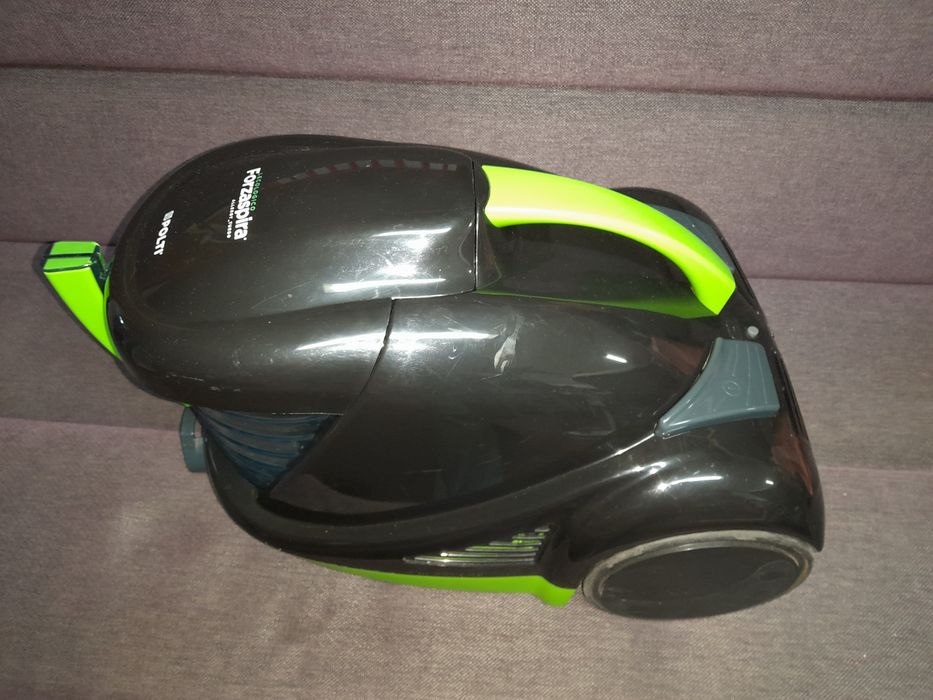 Aspirador Polti com filtro de água