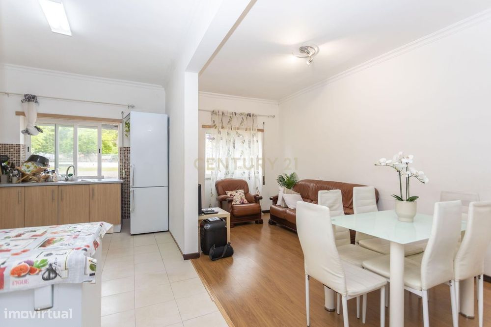 Apartamento T2 em Baixa da Banheira — Baixa Da Banheira E Vale Da Amoreira, Setúbal