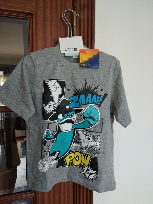 T-shirt do Phineas and Ferb tamanho 6/7 anos nova