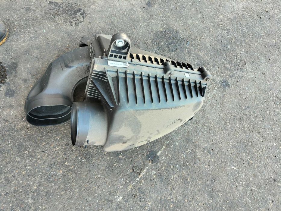 Obudowa filtra puszka jeep grand Cherokee wl