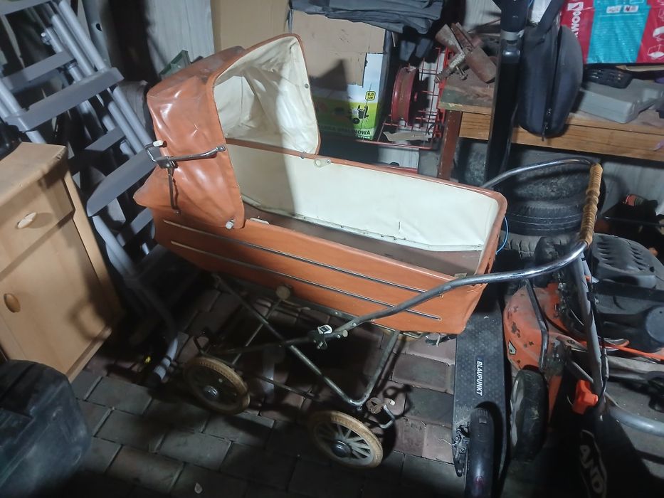 Sprzedam wózek z czasów PRL