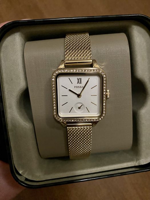 Продам Fossil жіночий годинник