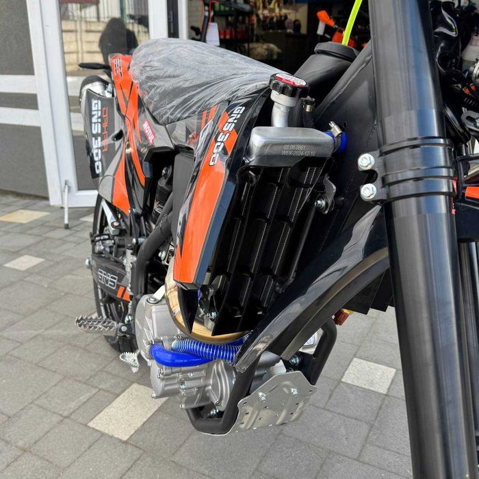 Мотоцикл GEON GNS 300 motard, 28 к.с. рідинне ох, гарантнія, доставка