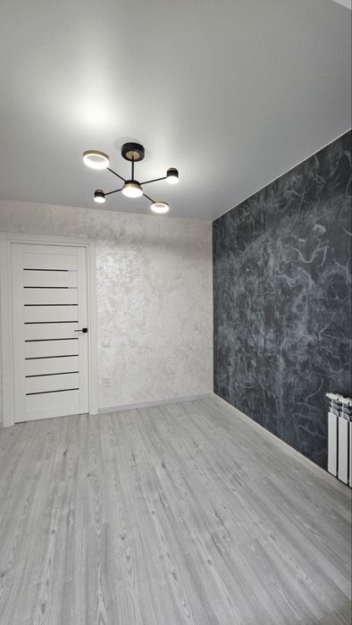 Продам 3 комнатную квартиру с ремонтом I