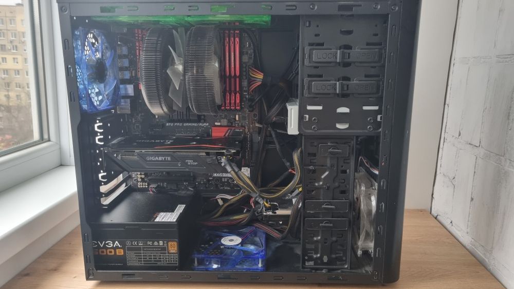 Системный блок,мультимедийный ПК