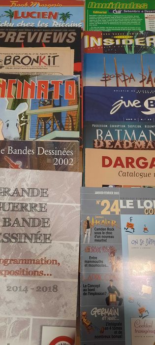 catálogos e brochuras BD