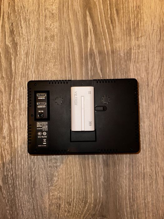 Monitor de Campo Viltrox DC-70 II 4K – 7″ + c/Bateria NP-F + Pára-sol