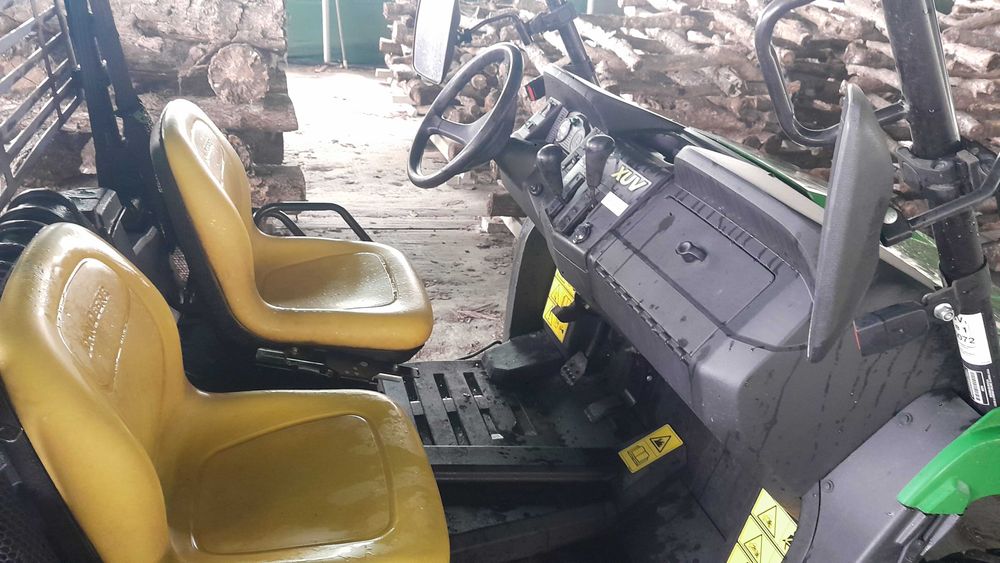Gator John Deere  XUV 550 Como novo